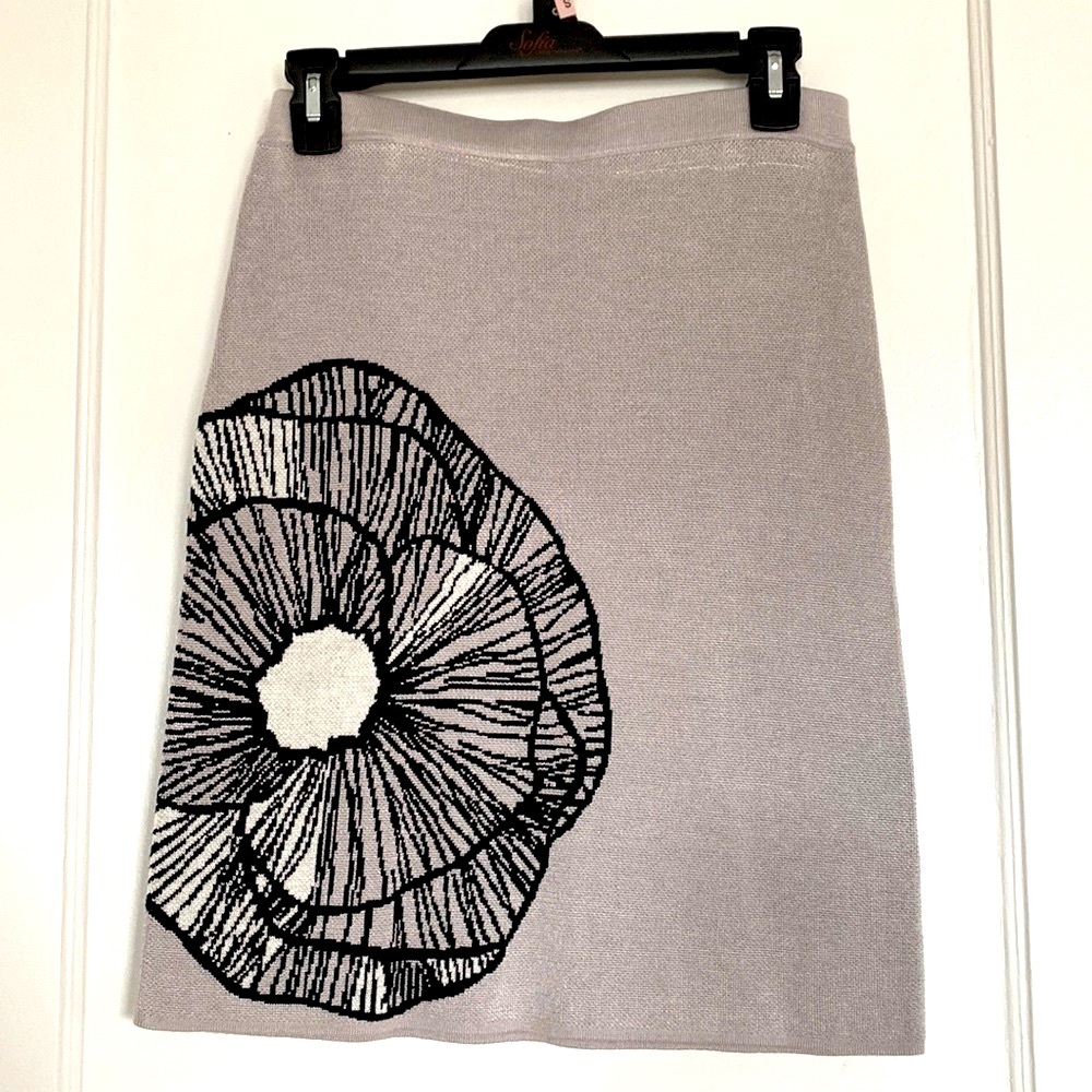 Anne Klein XS Floral Knit Skirt